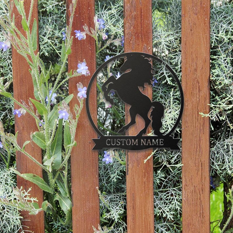 Custom Family Name Metal Horse Sign For Yard &amp; Garden Decor